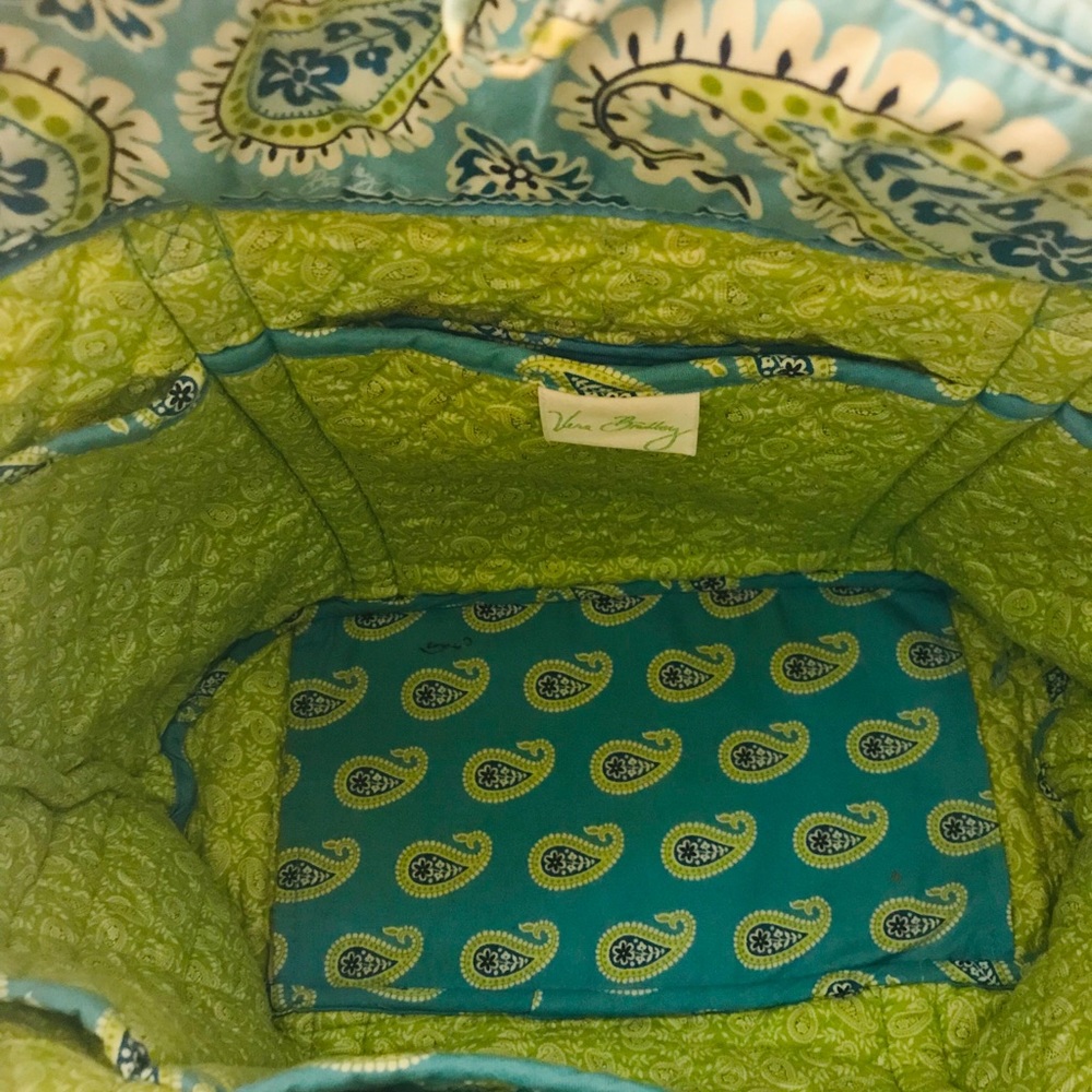 Vera Bradley Tote - Picture 3 of 4